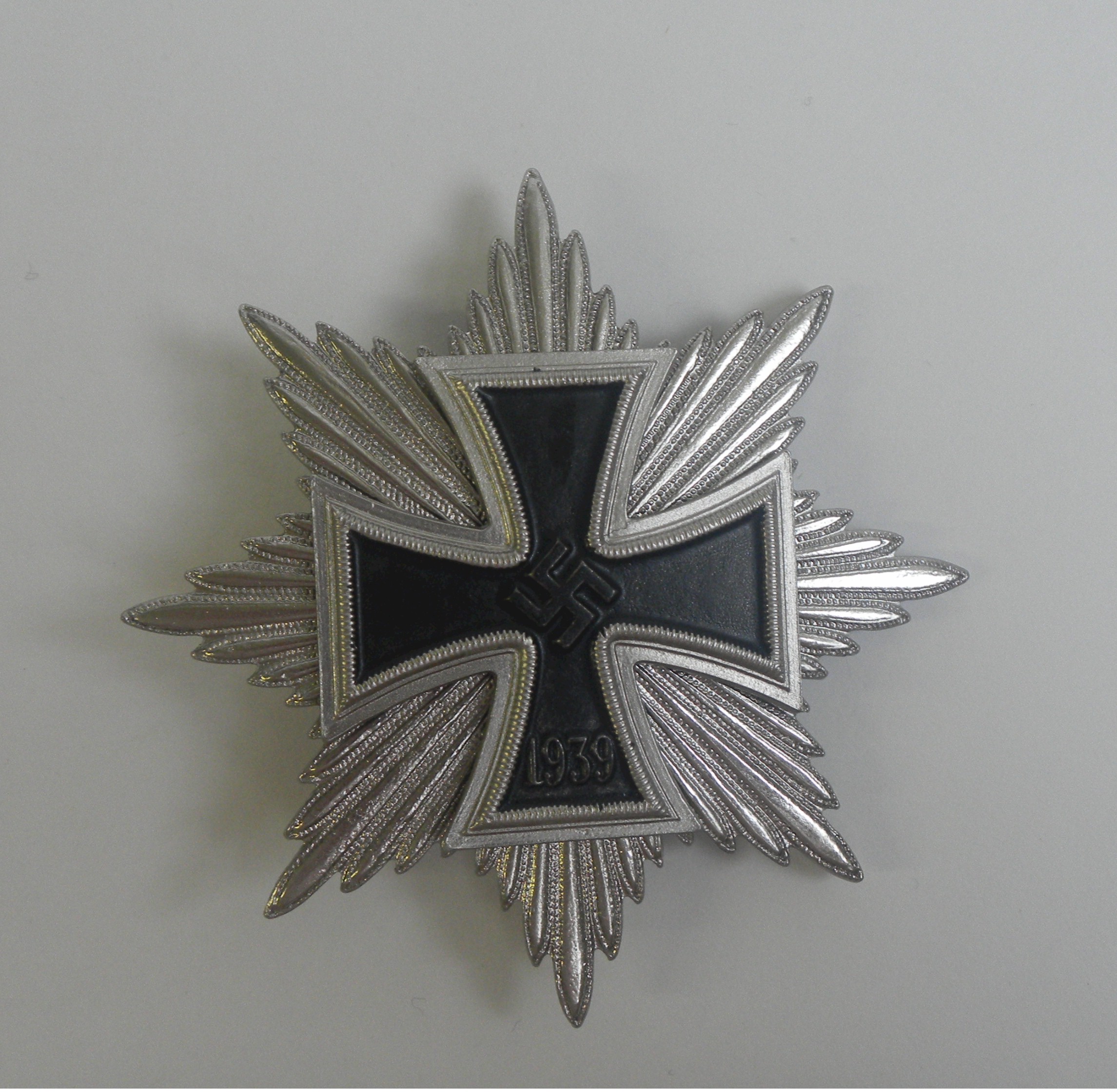 GERMAN BREAST STAR TO THE GRAND CROSS 1939 MEDAL