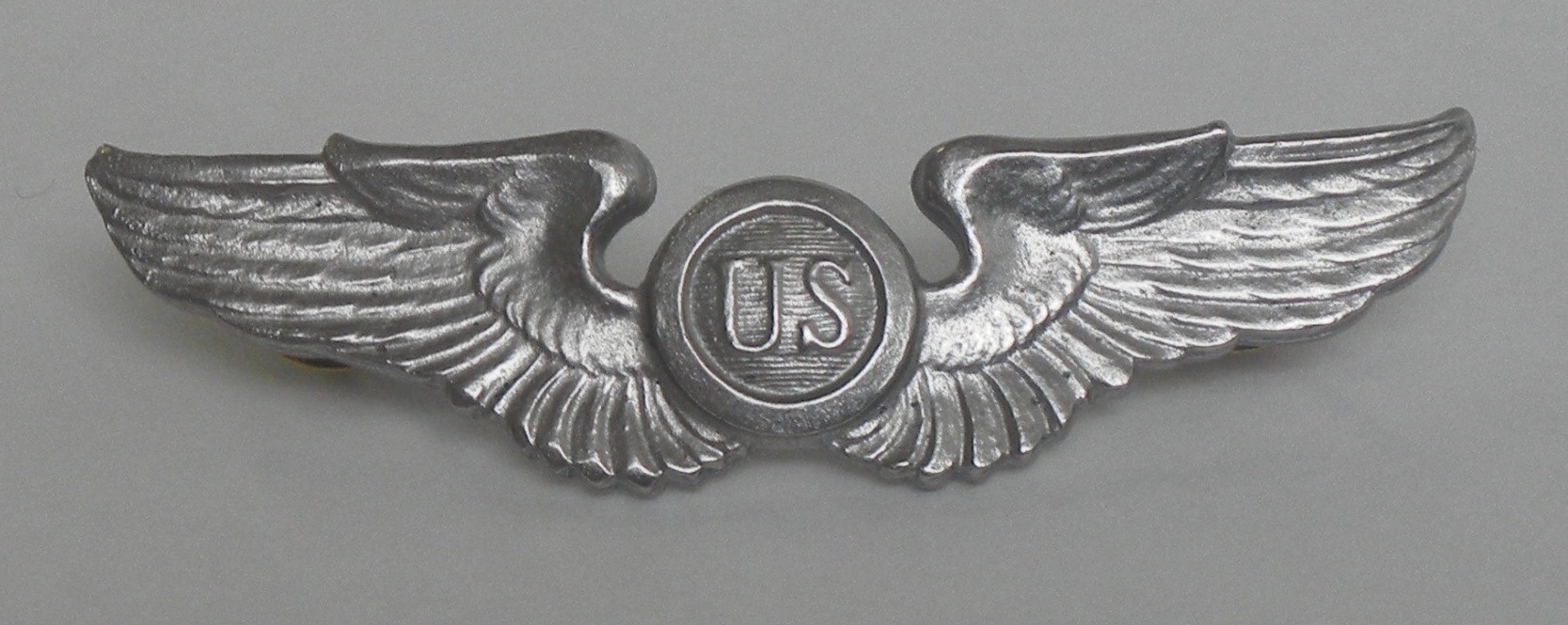 AMERICAN WWII AIRPLANE OBSERVER WINGS BACK
