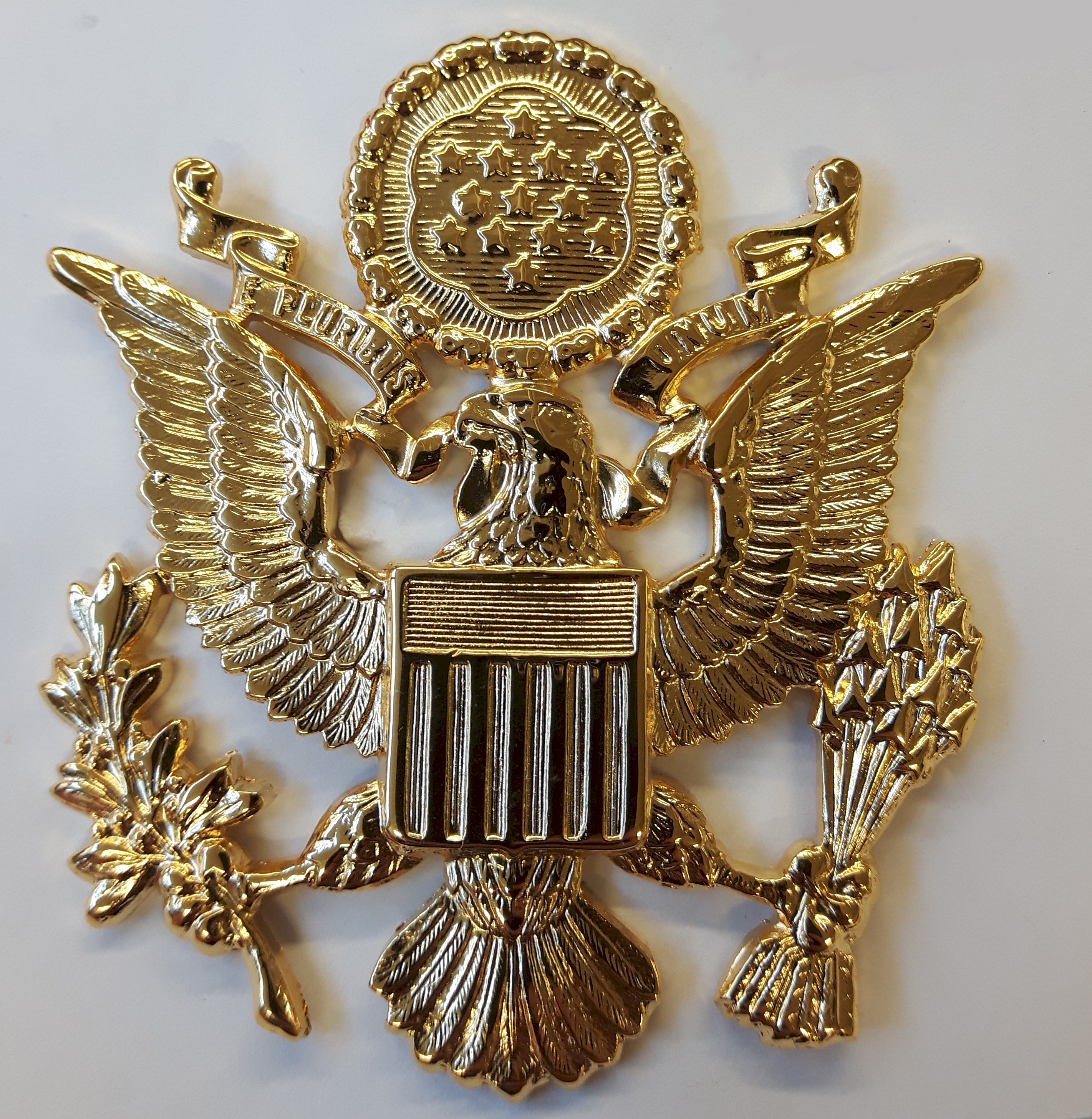 AMERICAN ARMY & AIRFORCE OFFICER'S CAP BADGE