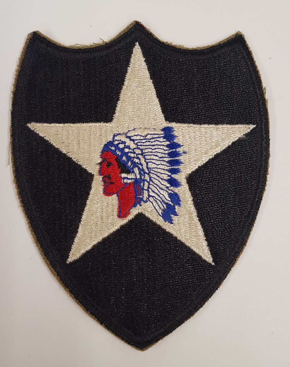 AMERICAN WWII 2nd INFANTRY DIVISION BADGE – ORIGINAL