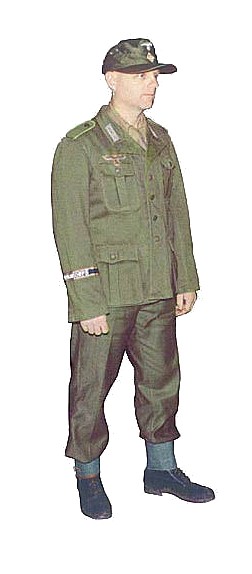 GERMAN BASIC WWII SOLDIER SET uniform