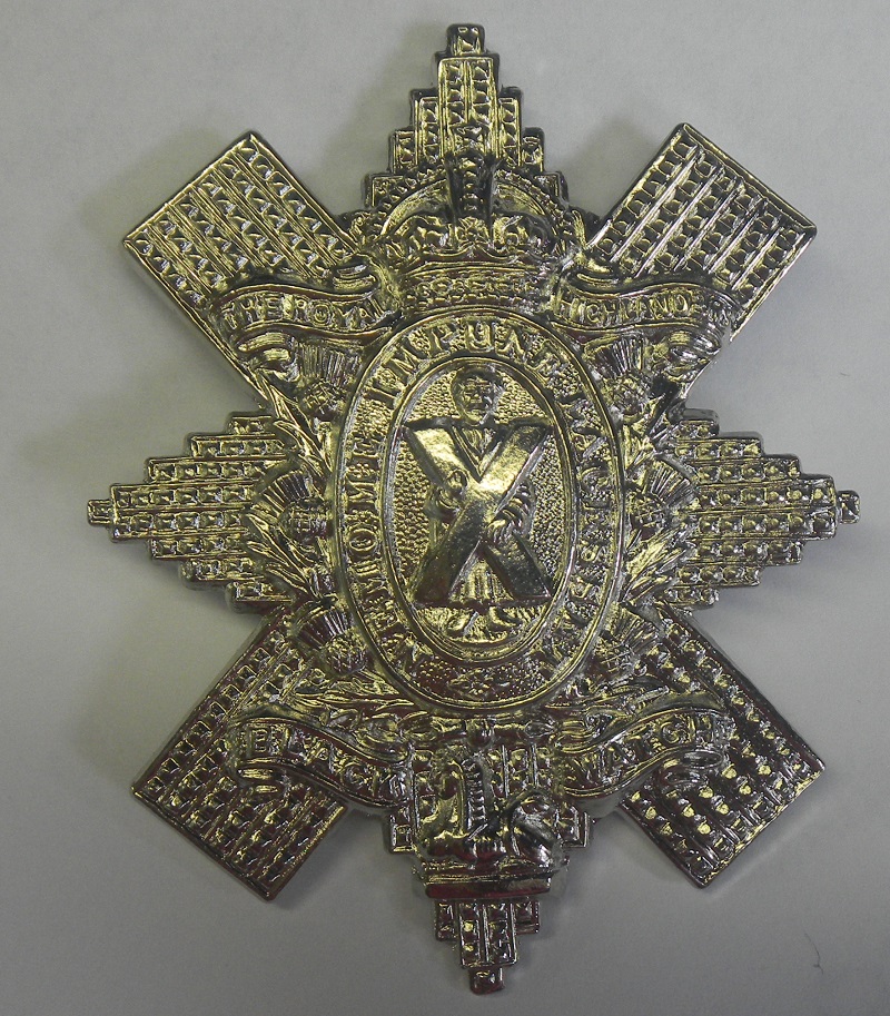 BRITISH WW2 Blackwatch cap badge