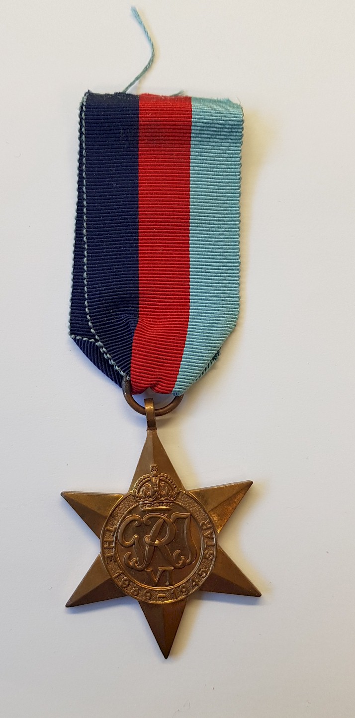 CANADIAN  BRITISH 1939-45 STAR MEDAL FOR SERVICE IN OPERATIONAL THEATRE