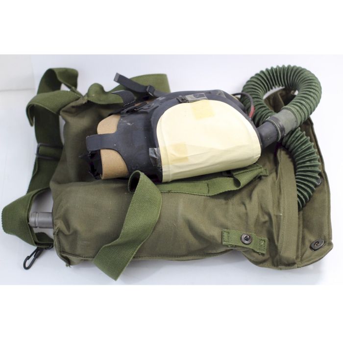 Unissued Cond Vietnam US Army/USMC M25A1 Tank Crew Gas Mask Canvas Carry Bag 