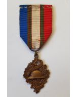 FRANCE WWI VETERANS ASSOCIATION UNC BADGE MILITARY MEDAL 1914 1918 DECORATION FRENCH GREAT WAR CHOBILLON