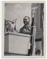 GAULEITER BURCKEL SPRICHT ZUR MAIFEIER 1939 IN WEIN CIGARETTE CARD