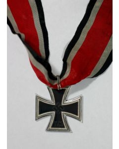 GERMAN ww2 KNIGHTS CROSS TO THE IRON CROSS WITH RIBBON Marked L/19