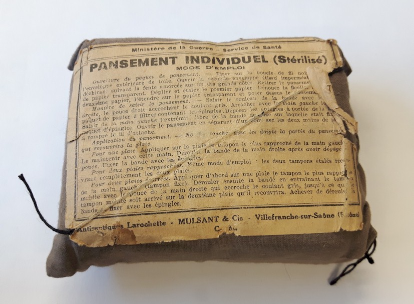FRENCH SOLDIERS BANDAGE DATED 1939
