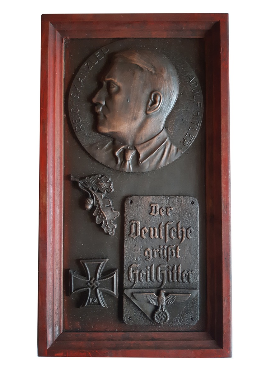 Adolf Hitler plaque der deutsche gruft heil Hitler Reichskanzler Adolf  Hitler