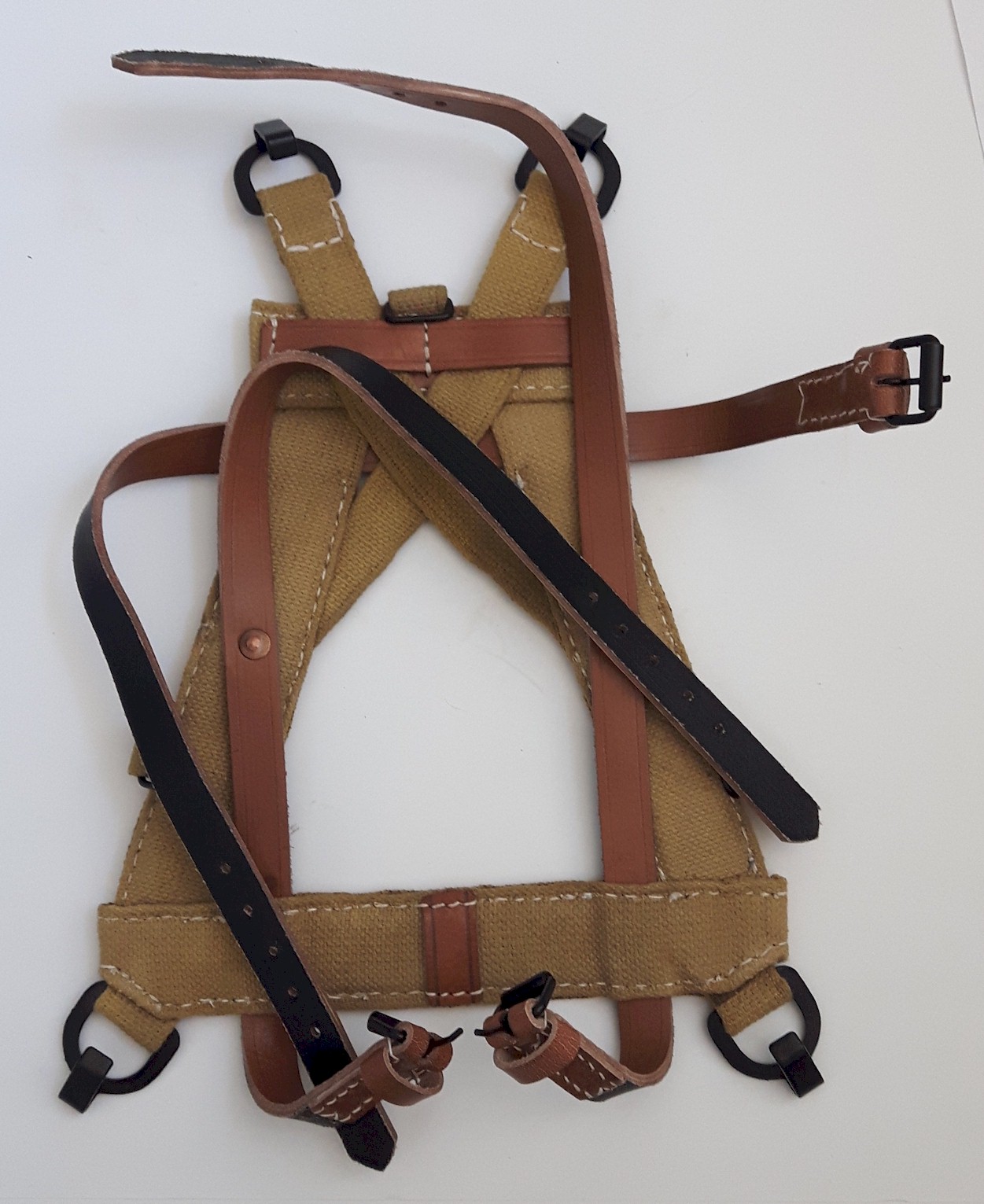 GERMAN A FRAME WITH WEBBING STRAPS - LIGHT BROWN
