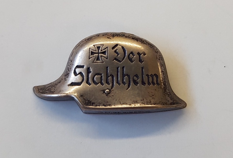 GERMAN STAHLHELM MEMBER'S LAPEL PIN