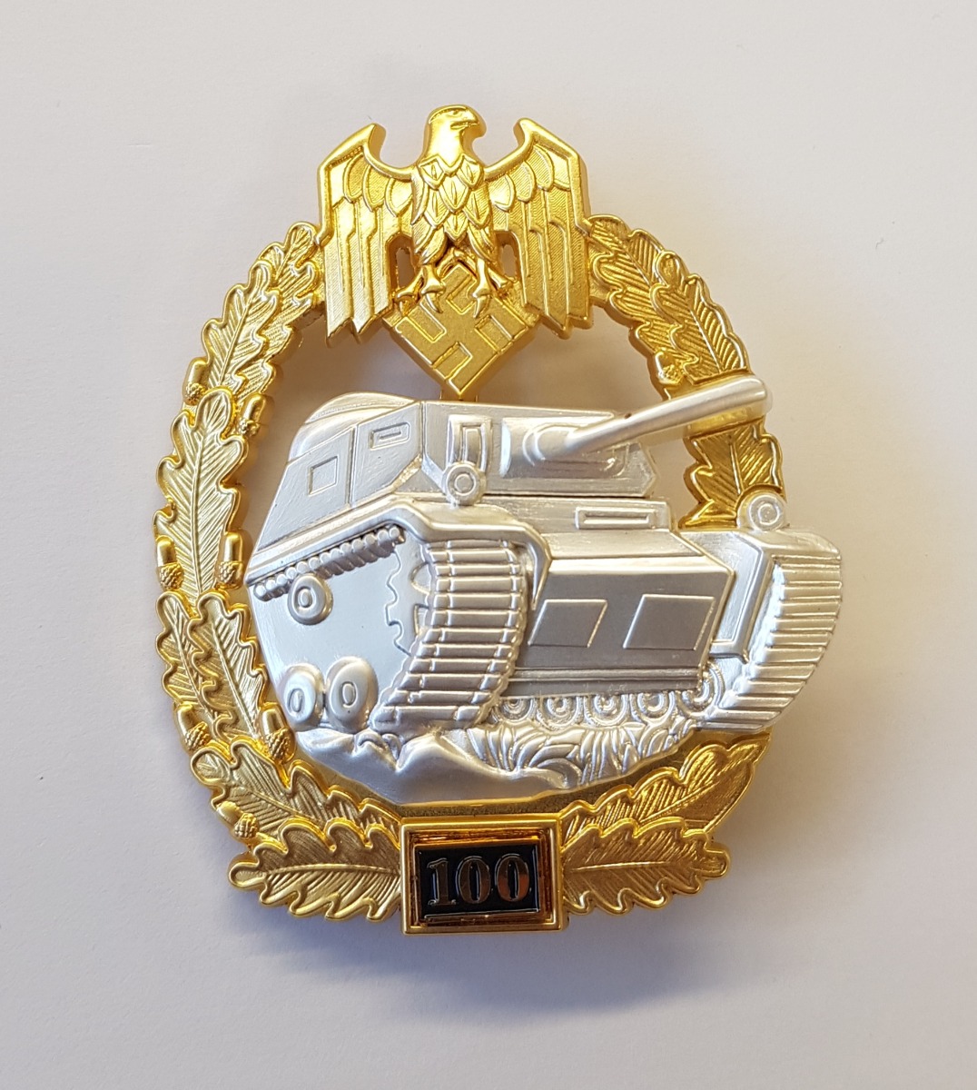 GERMAN TANK BATTLE BADGE 100 ACTIONS Gold & Silver