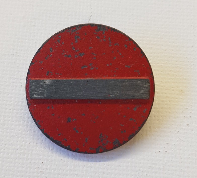 GERMAN WHW DONATION ROAD SIGN PIN - NO ENTRY LIGHT METAL