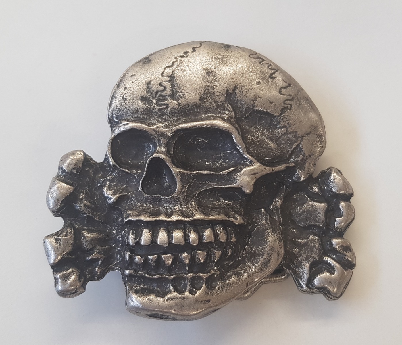 GERMAN WWII TOTENKOPF BUCKLE WITH MODERN HOOK REPRODUCTION