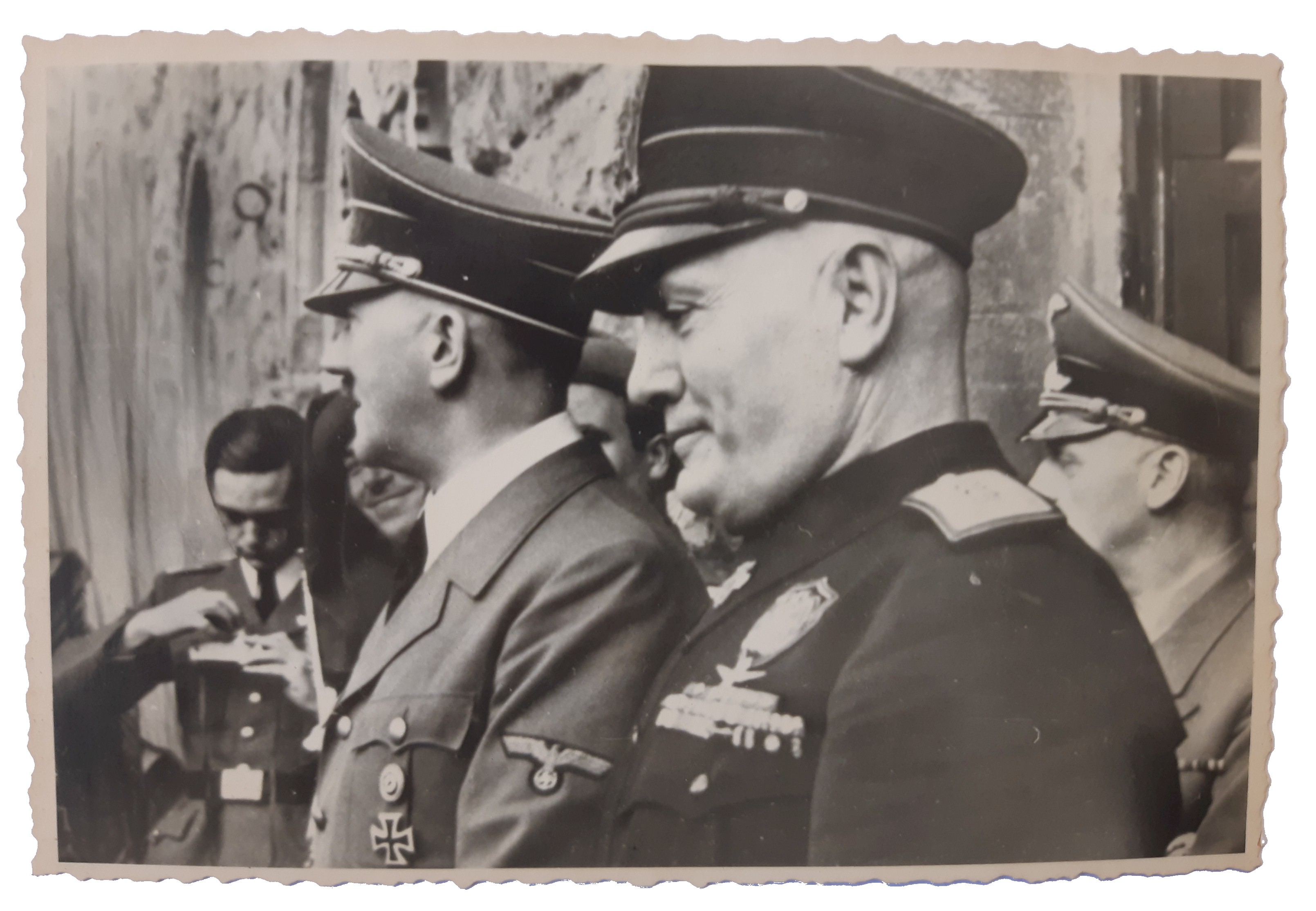 GERMAN WWII RARE PHOTO OF ADOLPH HILTER AND FRIENDS