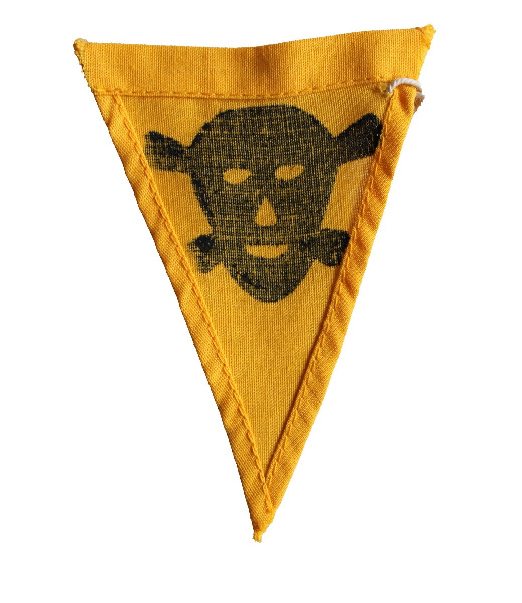 GERMAN WWII LAND MINE YELLOW MARKER WARNING FLAG (SALTZ GERMAN WWII LAND MINE YELLOW MARKER WARNING FLAG (SALTZ