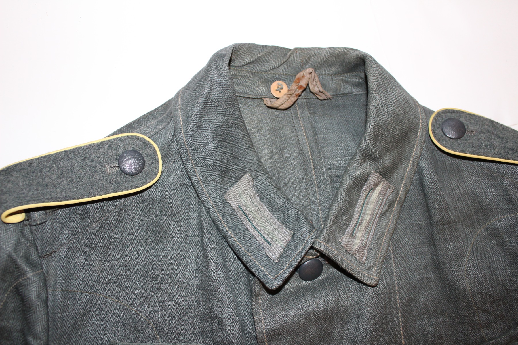 GERMAN ORIGINAL M43 DRILLICH TUNIC JACKET WITH ORIGINAL