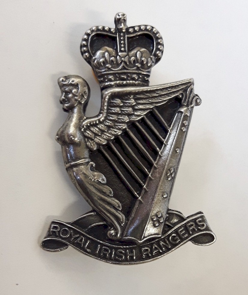 ROYAL IRISH RANGERS - IRISH REGIMENT BADGE