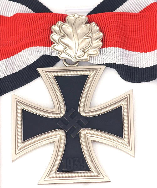ww2 GERMAN KNIGHTS CROSS TO THE IRON CROSS With Oak Leaves