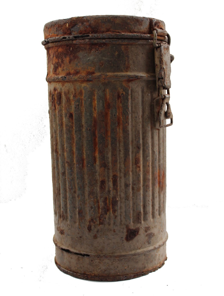 ORIGINAL WW2 GERMAN CAMOUFLAGE RELIC GAS MASK CANISTER 