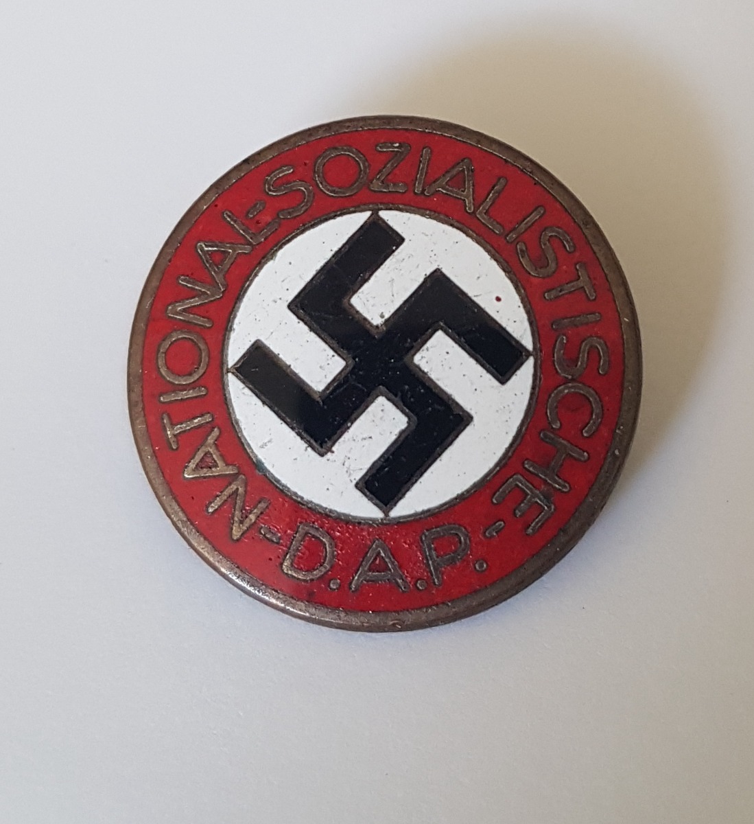GERMAN NSDAP MEMBERSHIP BADGE RZM M1/155