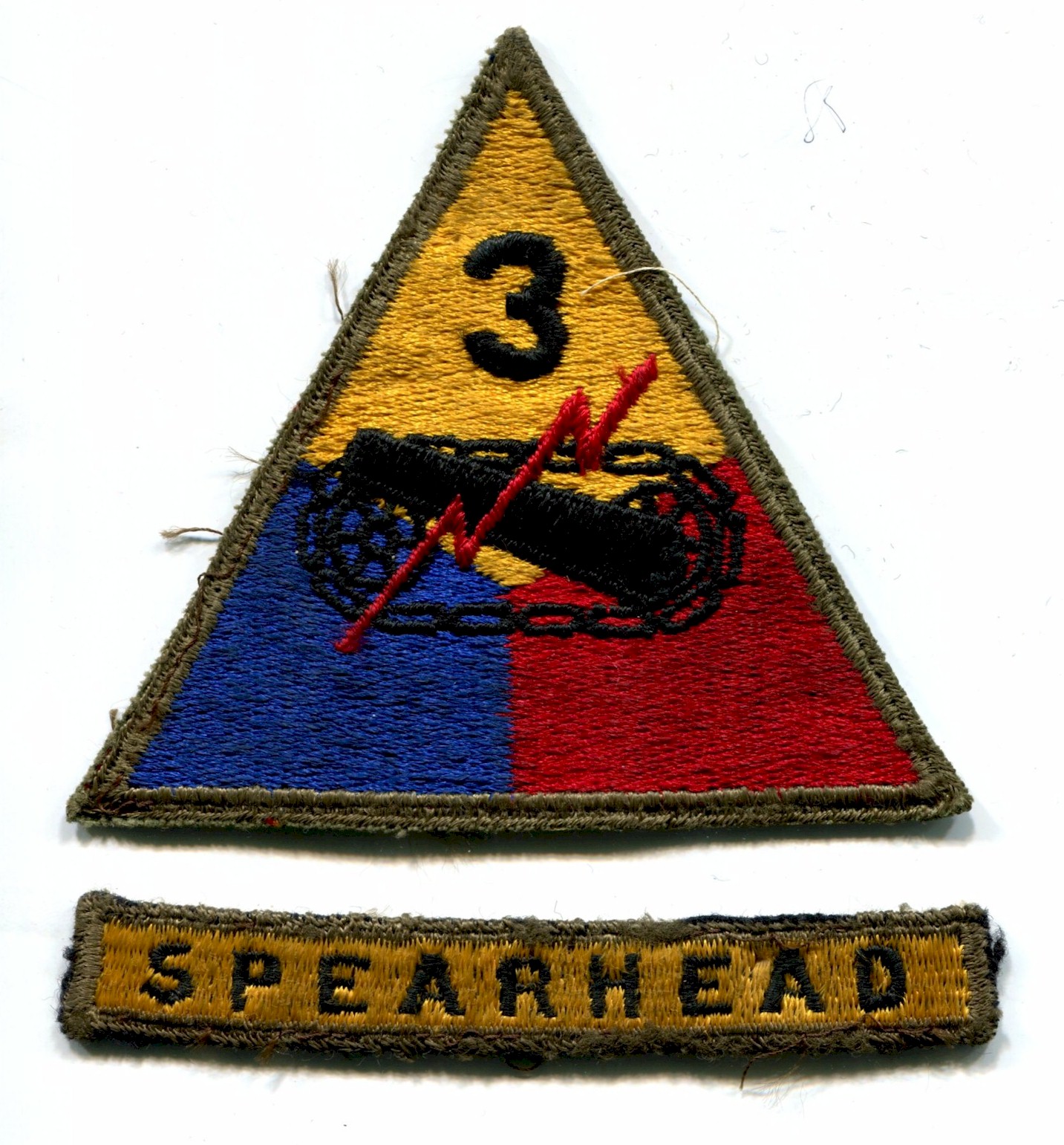 ORIGINAL GREEN BACK 3RD ARMORED DIVISION PATCH WITH SPEARHEAD TAB
