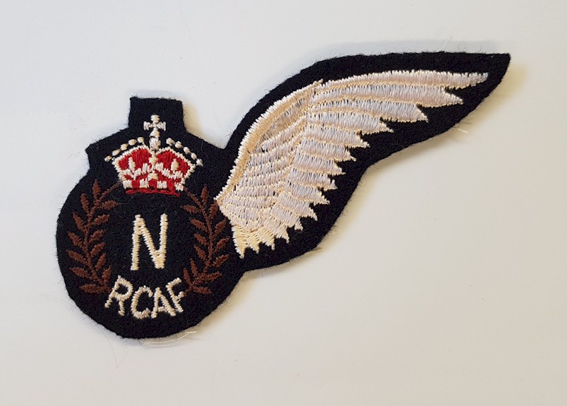 RCAF - WWII ROYAL CANADIAN AIR FORCE NAVIGATOR'S (N) PILOT WING 