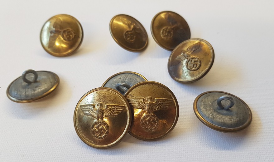 GERMAN REICHSBAHN UNIFORM BUTTON
