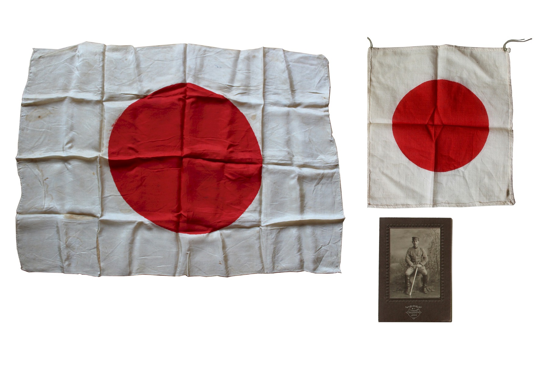 WW2 JAPANESE SET OF 2 FLAGS WITH JAPANESE SOLDIER'S PHOTOGRAPH