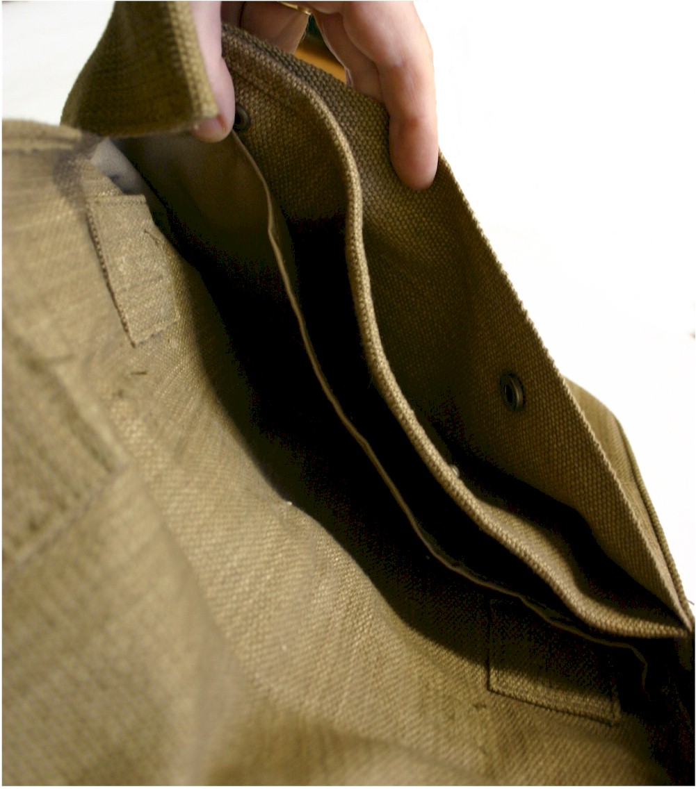 BRITISH CARRY STRAP FOR THE OFFICERS P-37 VALISE BAG WWII