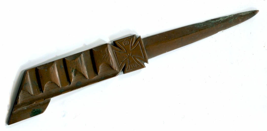WWI GERMAN TRENCH ART ARTILLERY SHELL MADE INTO KNIFE AND IRON CROSS